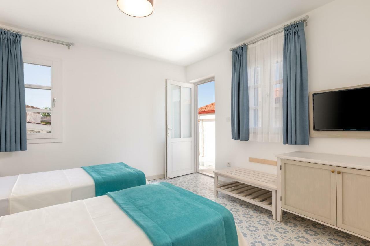 Monza House Otel Siğacık エクステリア 写真